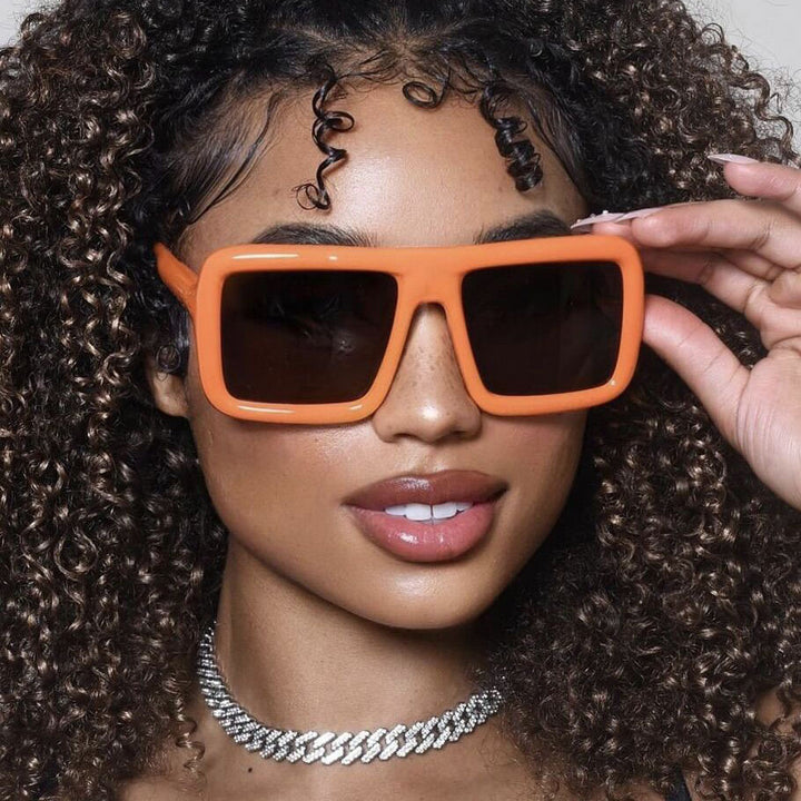 Women's fashionable sunglasses in trendy oversized design Bowlift