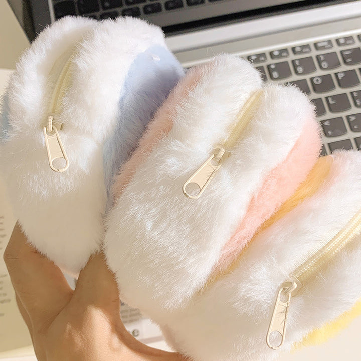 Fluffy animal motif cushion Bowlift