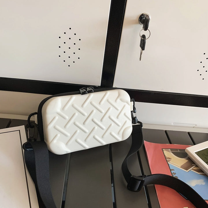 Versatile Water-Resistant Crossbody Bag Bowlift