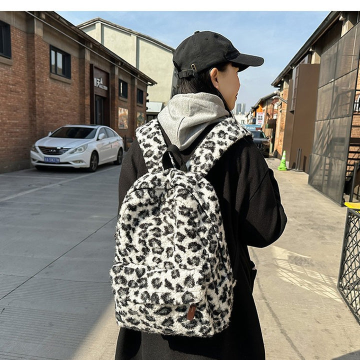 Fleece Rucksack In Trendy Leopard Print Bowlift