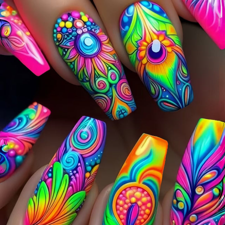 Nail art set with creative patterns and glitter Bowlift