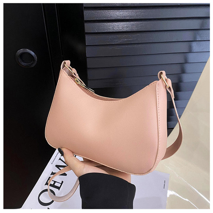 Elegant Handbag in Curved Design Bowlift