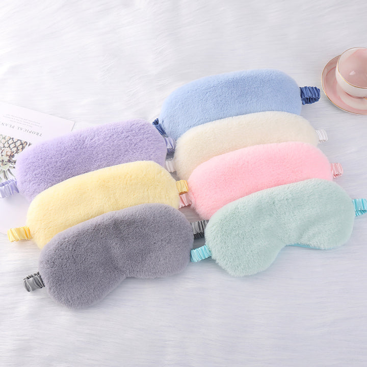 Women's cozy sleep mask made of plush with adjustable elastic band and lightproof inner lining Bowlift