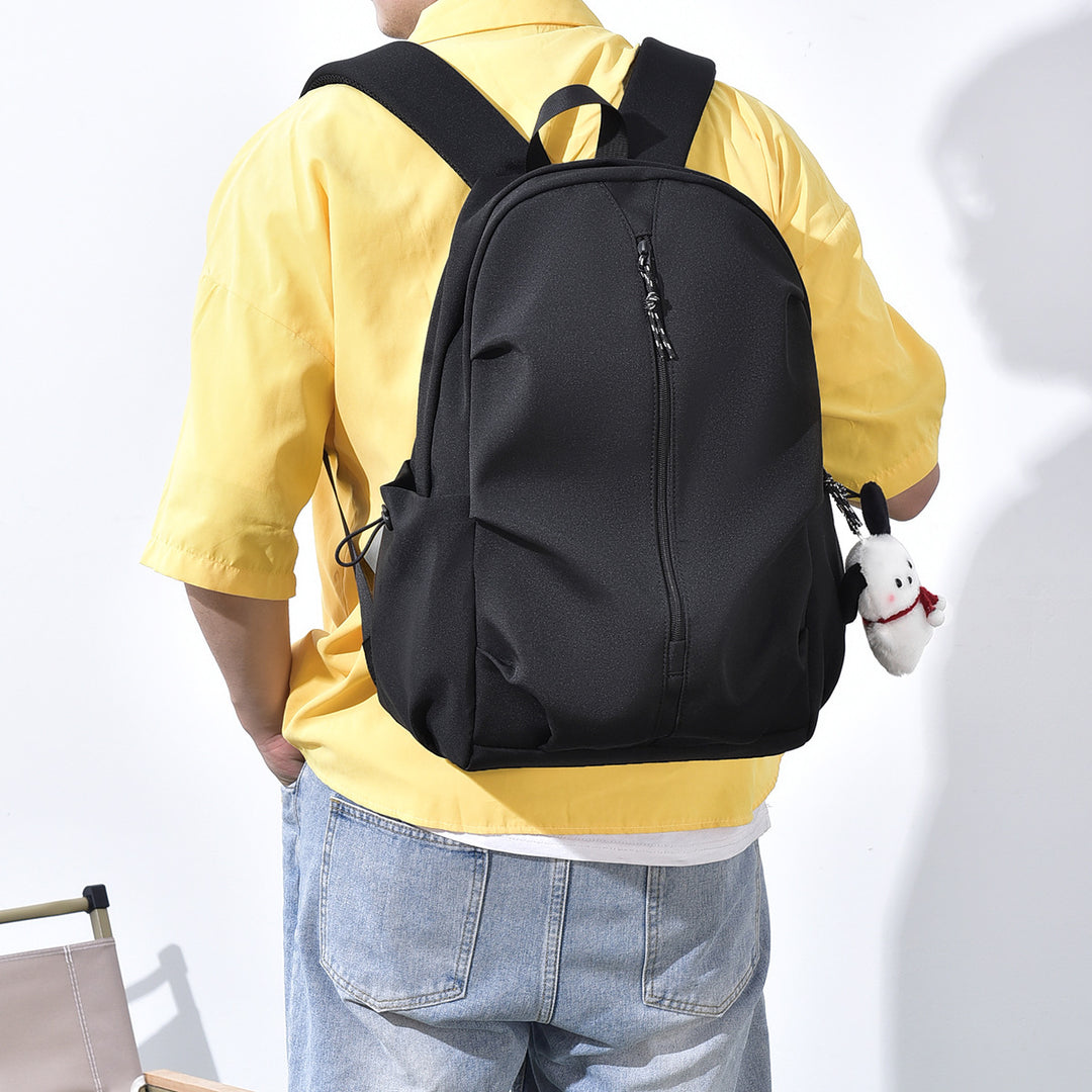 Sporty fitness backpack with expandable storage space and breathable straps Bowlift