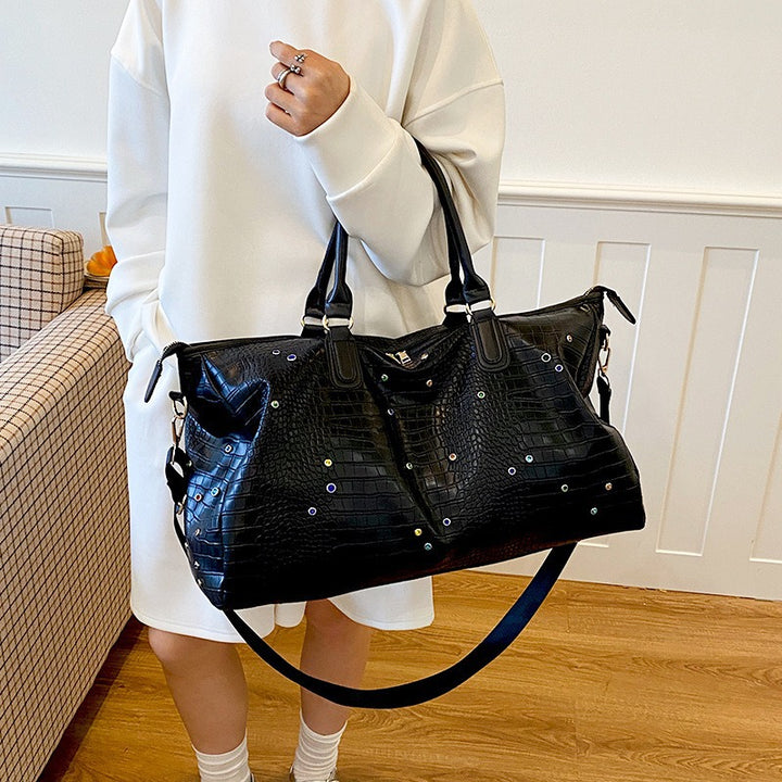 Stylish Crocodile-Texture Weekend Duffel Bag Bowlift
