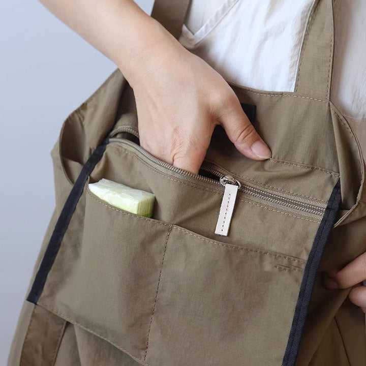 Spacious and Versatile Tote Bag Bowlift