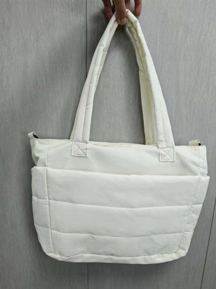 Fashionable and Practical Tote Bag Bowlift