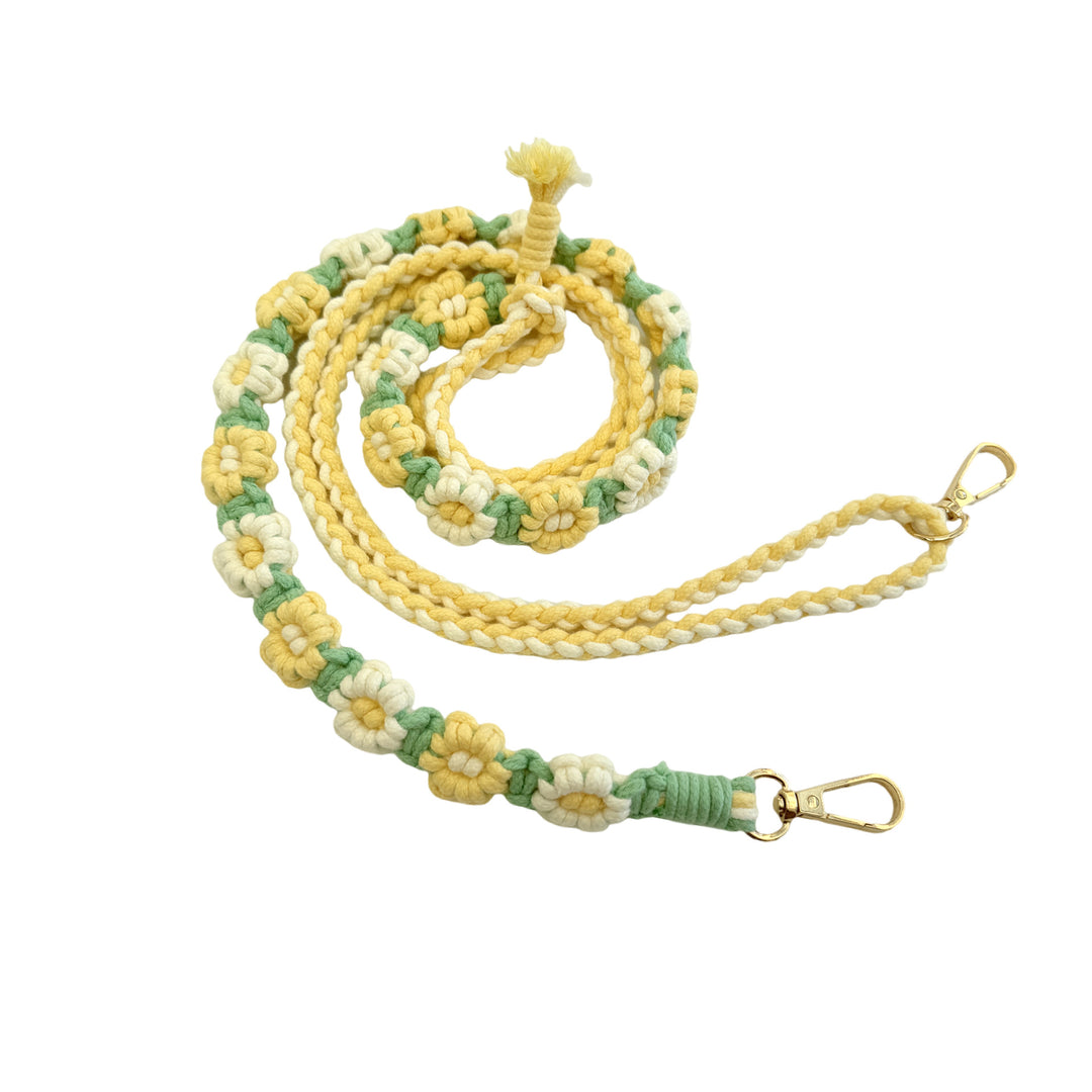 Macrame Pet Leash with Floral Detailing Bowlift