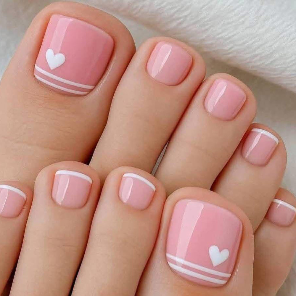 Artificial nails for elegant foot care Bowlift