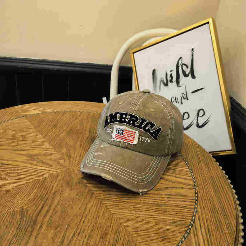 Unisex Vintage-Inspired Distressed Baseball Cap Bowlift