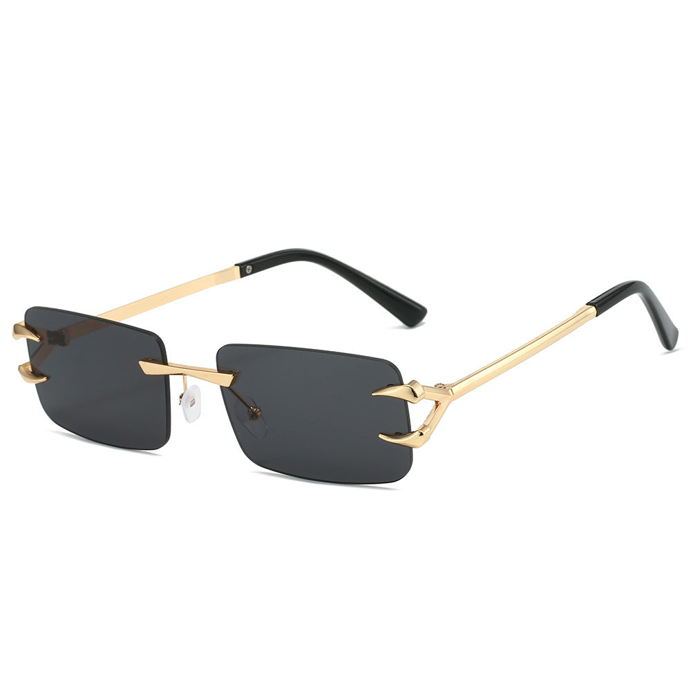Women's futuristic sunglasses with innovative frame and weather-resistant lenses Bowlift