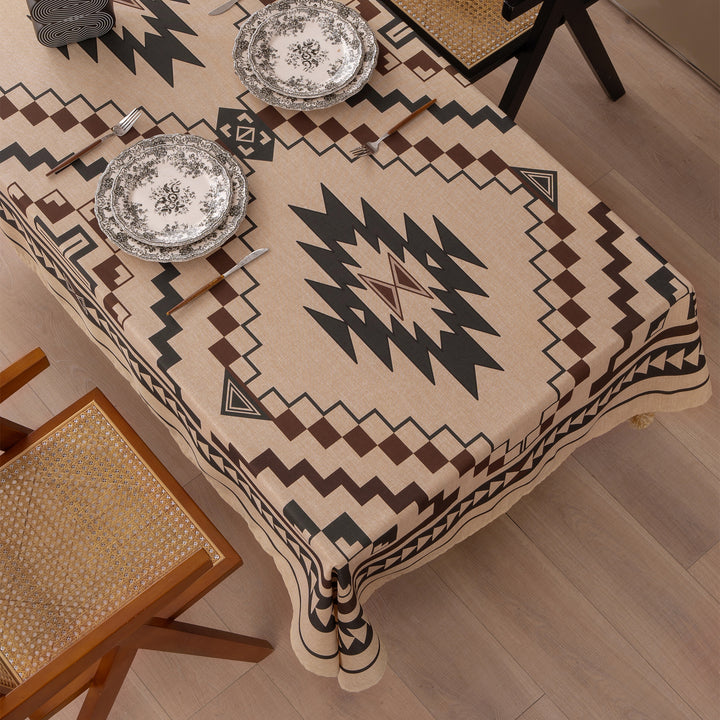 Rectangular tablecloth in linen look with pompom tassels Bowlift