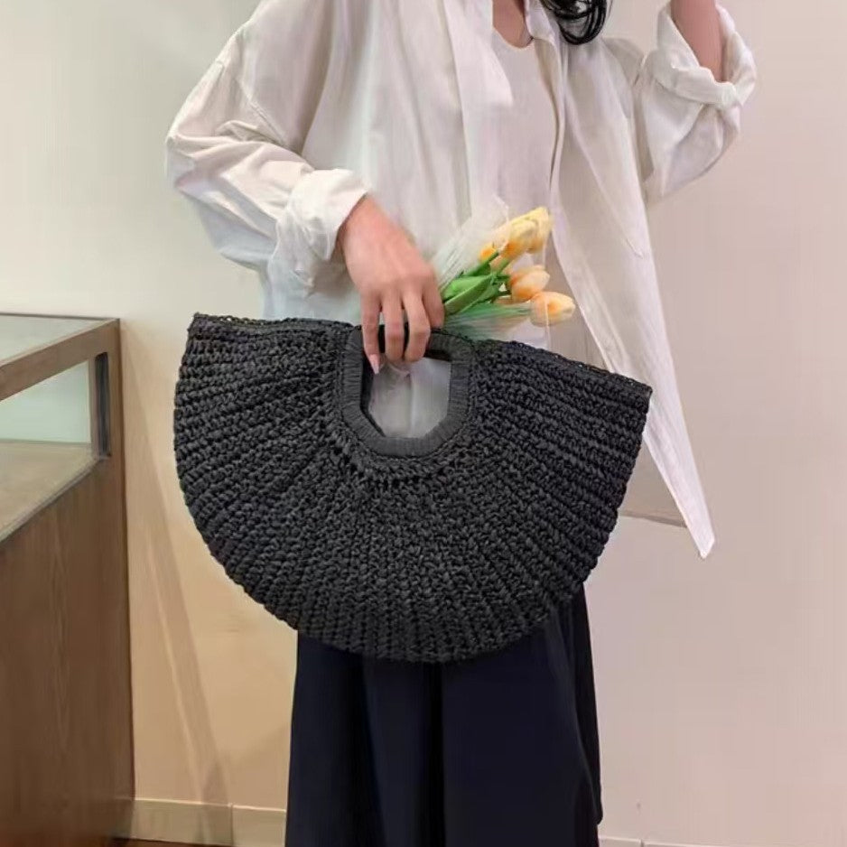 Handbag with Unique Fold Structure Bowlift