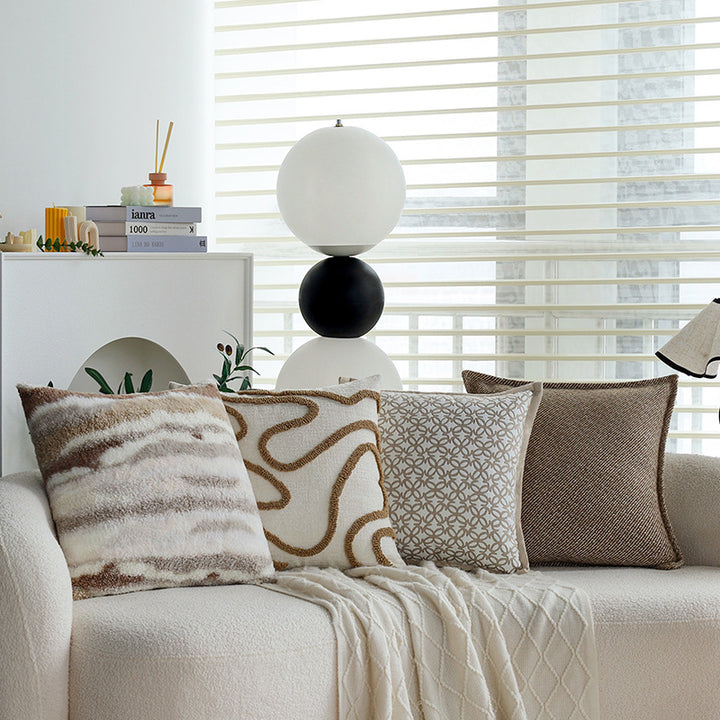 Decorative cushion with fine herringbone structure Bowlift