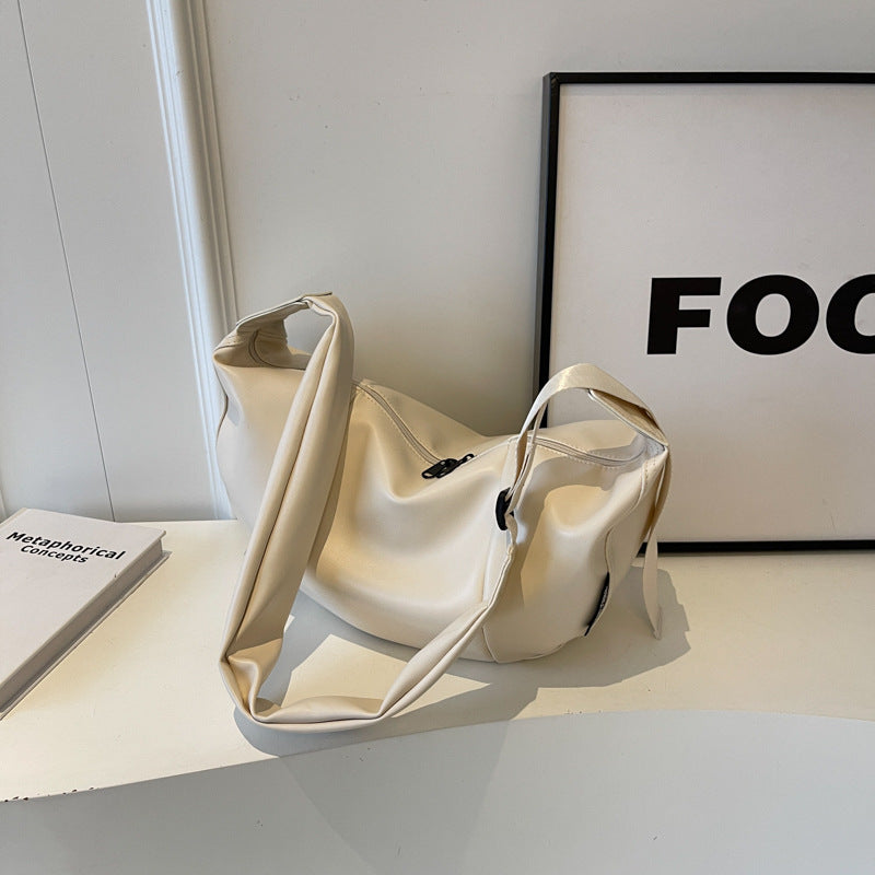 Sleek Everyday Shoulder Bag Bowlift