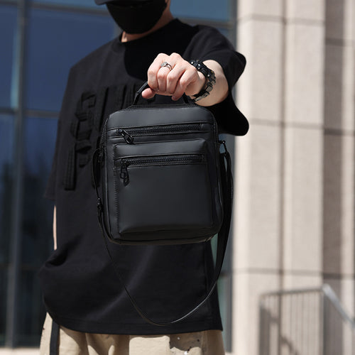 Versatile Messenger Bag Bowlift