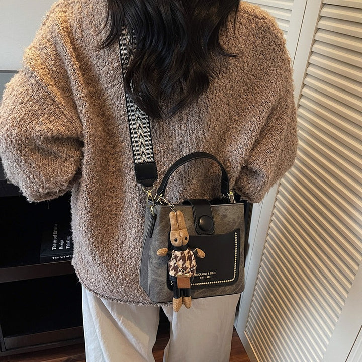 Chic Structured Mini Bucket Bag Bowlift