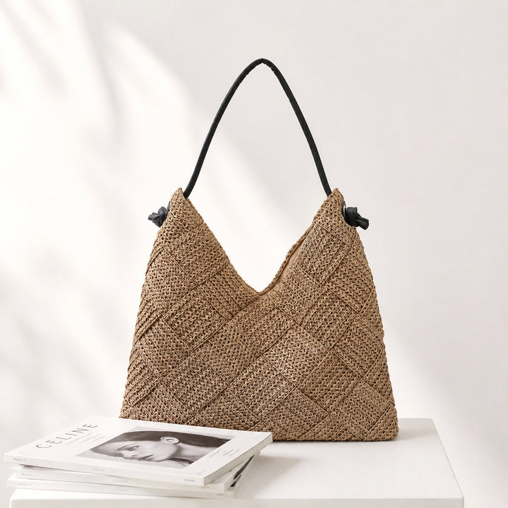 Creative and Sustainable Straw Bag Bowlift