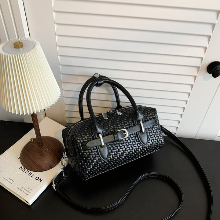 Chic ven Handbag Bowlift