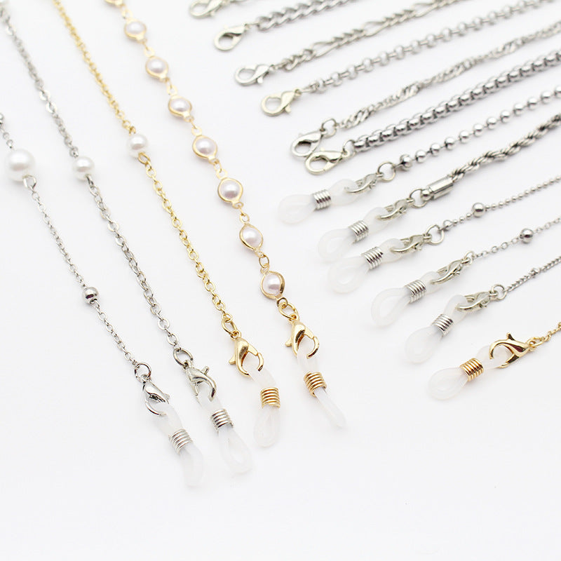 Elegant Pearl-Linked Eyewear Chain Bowlift