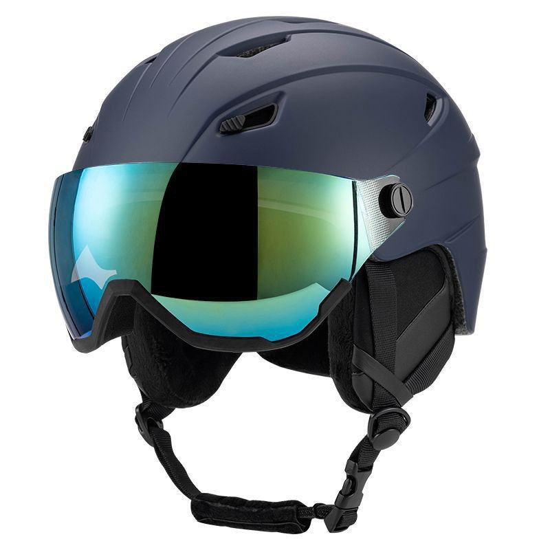 High-Performance Skiing Helmet with Integrated Visor Bowlift