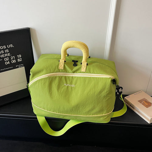 Lightweight Multi-Functional Weekend Duffel