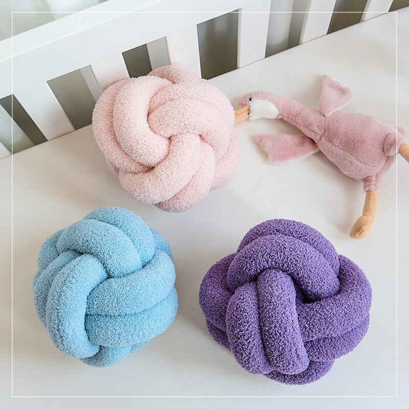 Decorative Knotted Plush Cushion Ball Bowlift
