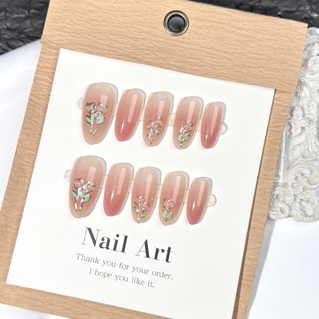 Decorative Artisan Press-On Nail Set