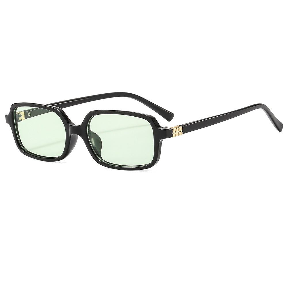 Ladies fashionable sunglasses with elegant plastic frame and elaborate design Bowlift