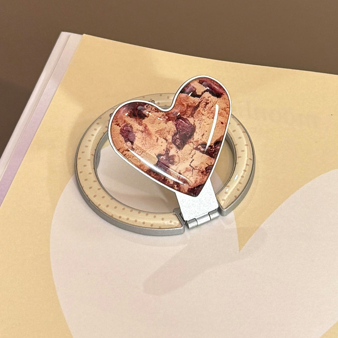 Heart-shaped smartphone holder with cookie design Bowlift