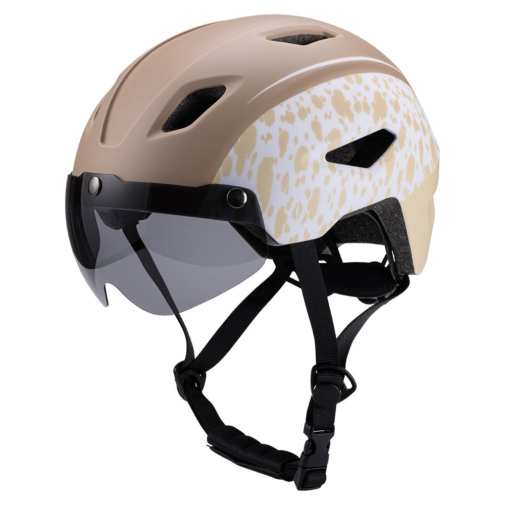 Urban Cycling Helmet with Visor Bowlift