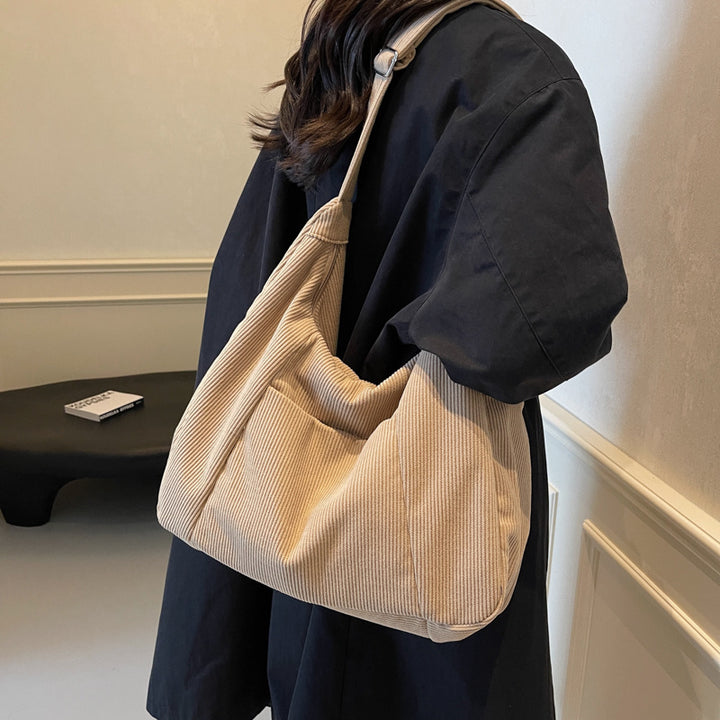 Textured Shoulder Bag Bowlift