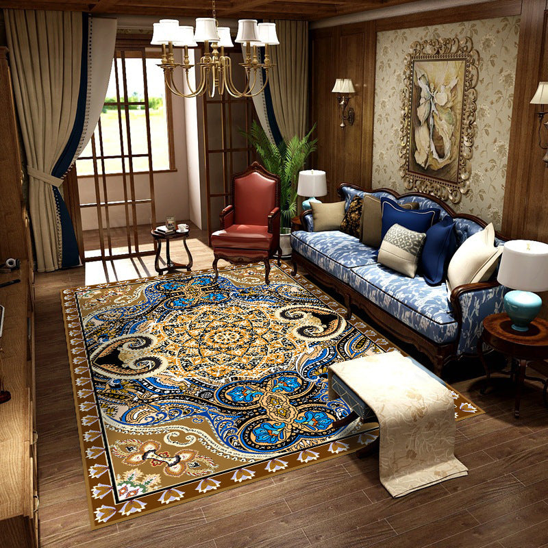 Elegant Vintage-Inspired Area Rug Bowlift