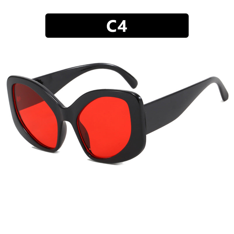 Women's oversized sunglasses in a modern design Bowlift