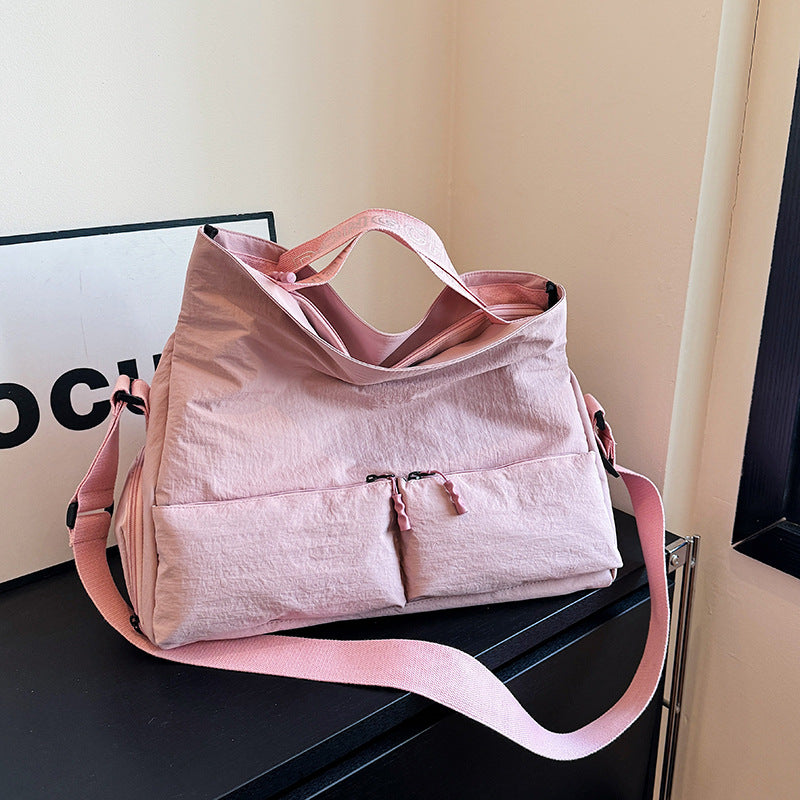 Practical everyday and sports bag Bowlift