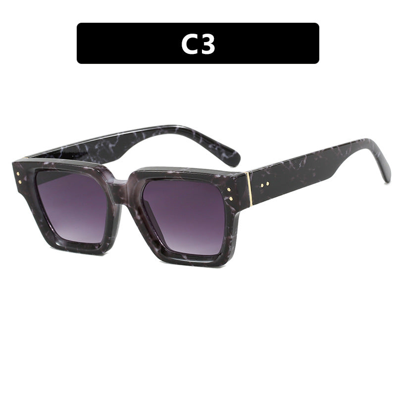 Women's trendy sunglasses in elegant oversized design Bowlift