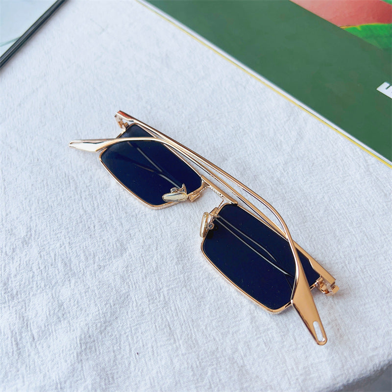 Fashion-Forward Geometric Frame Sunglasses Bowlift