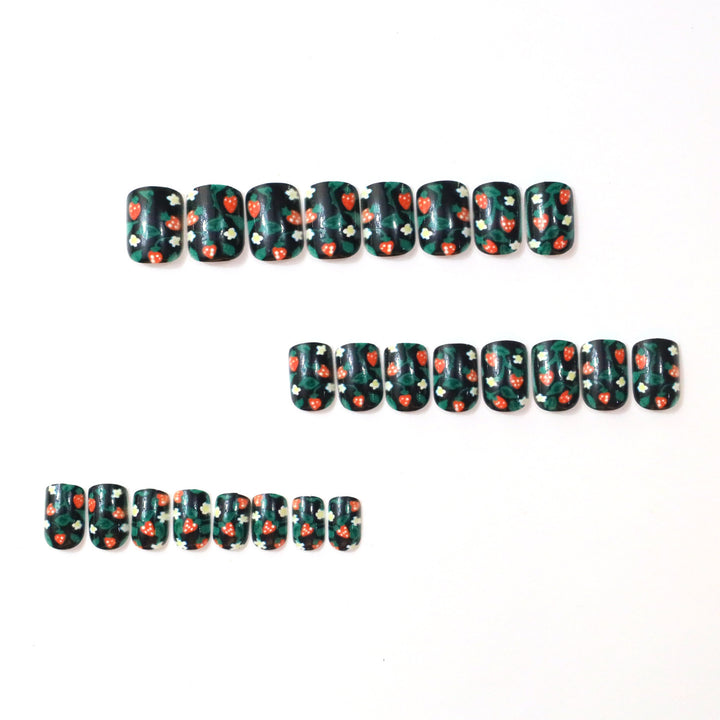 Floral-Patterned Gel Nail Art Bowlift
