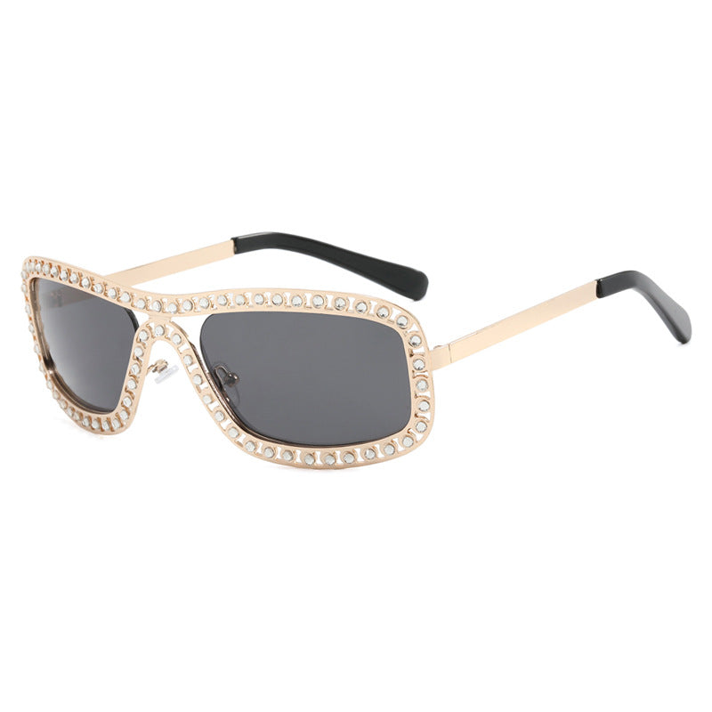 Women’s fashionable sunglasses with sparkling frame Bowlift