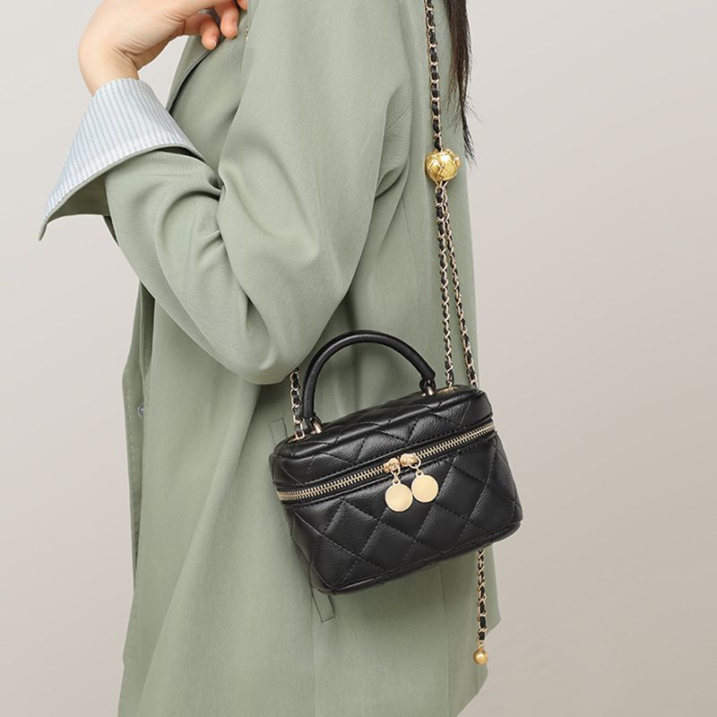 Quilted Mini Chain Handbag Bowlift