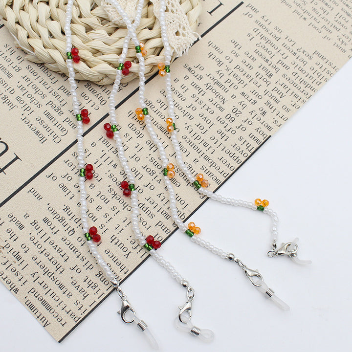 Eye-Catching Beaded Eyewear Chain Bowlift