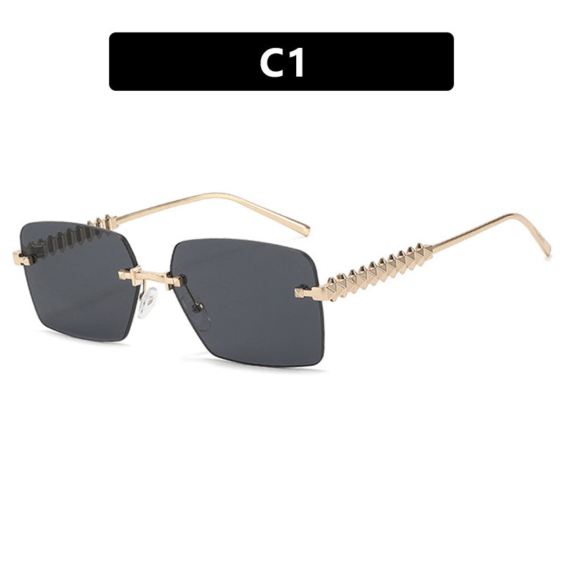 Ladies fashionable sunglasses with a unique and decorative frame Bowlift