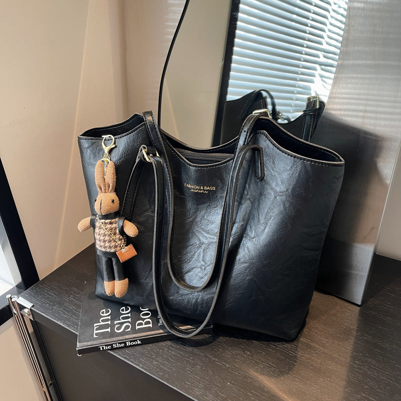 Elegant Distressed Leather Tote Bag Bowlift