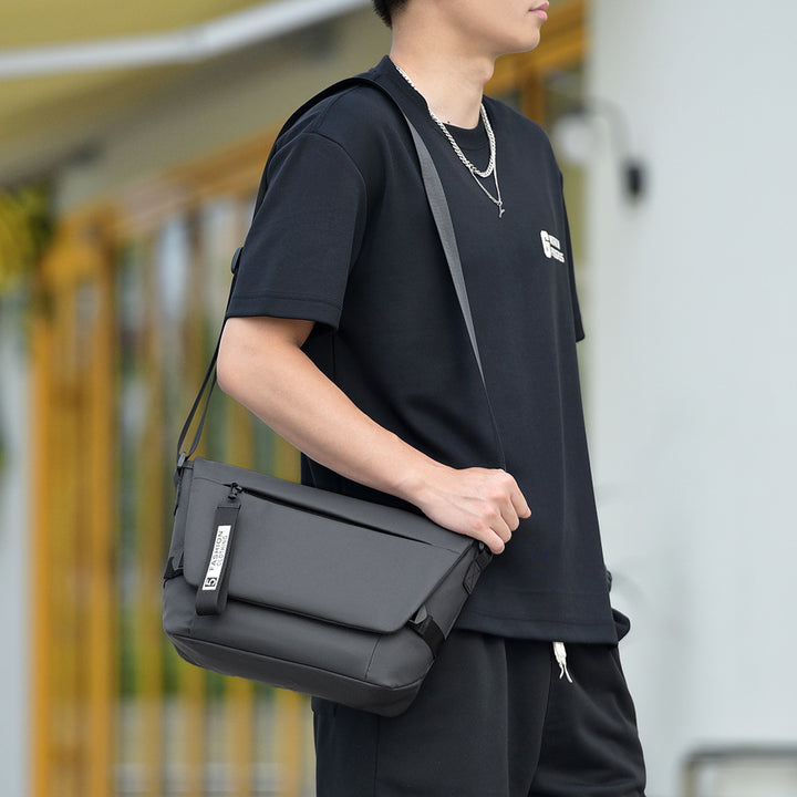 Contemporary Waterproof Messenger Bag Bowlift