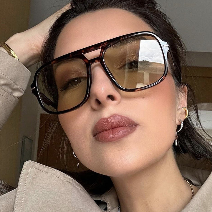 Women's fashionable sunglasses with protective UV filter and stylish lenses Bowlift