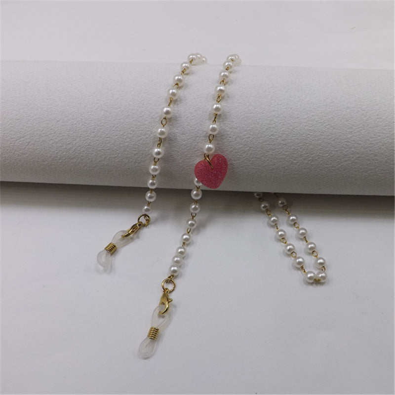 Pearl necklace with heart pendant Bowlift