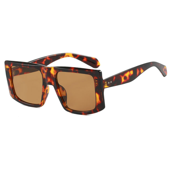 Women's square sunglasses with robust plastic frame and protective UV filter Bowlift