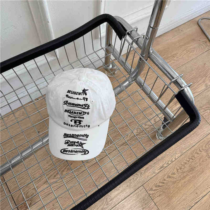 Unisex Casual Graphic Cap Bowlift