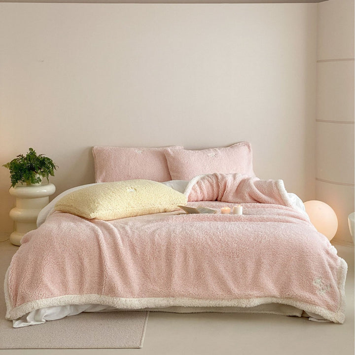 Cozy Sherpa blanket with reversible fleece lining