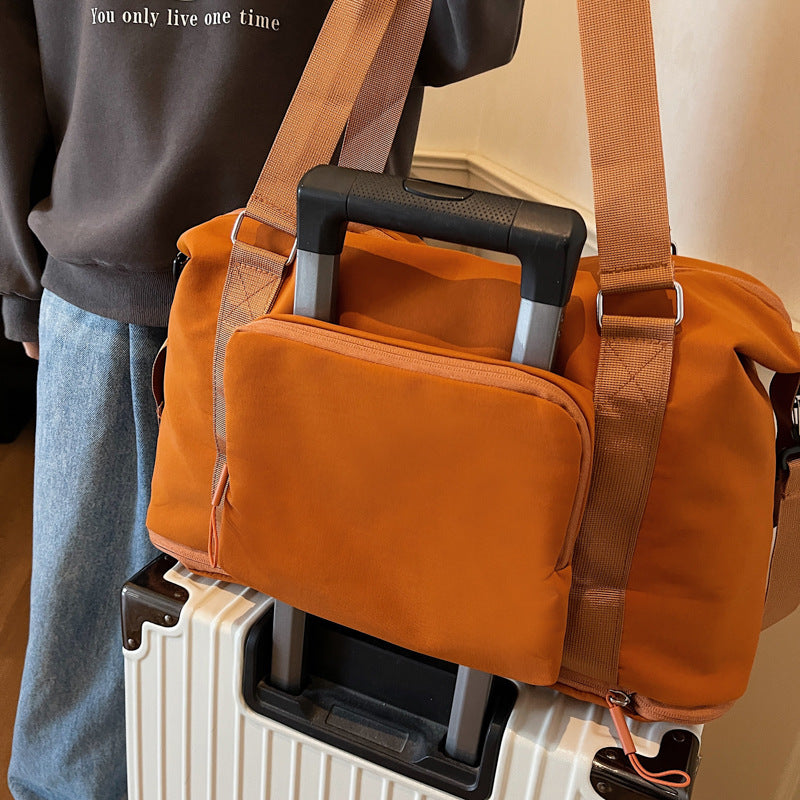 Sporty Weekender Duffel Bag Bowlift